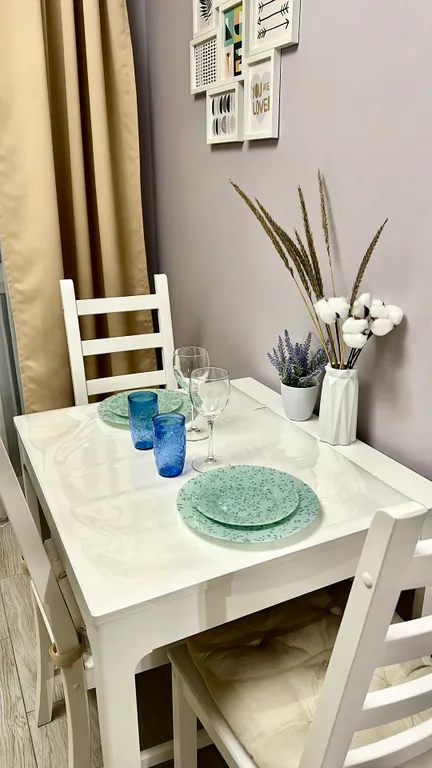 Уютная новая однушка в Парусах