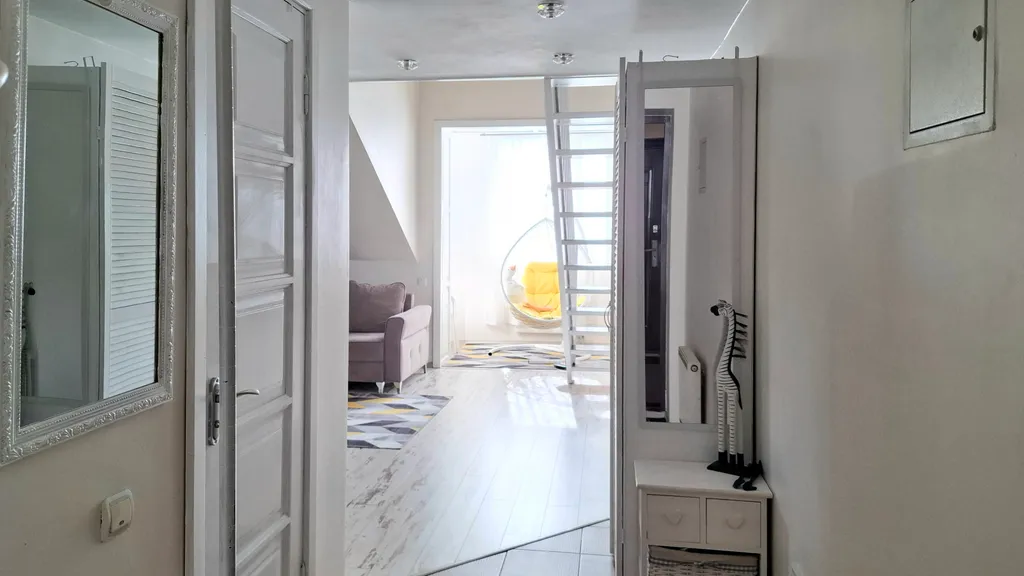 Квартира Квартира Мансарда в сердце Калининграда — Калининград