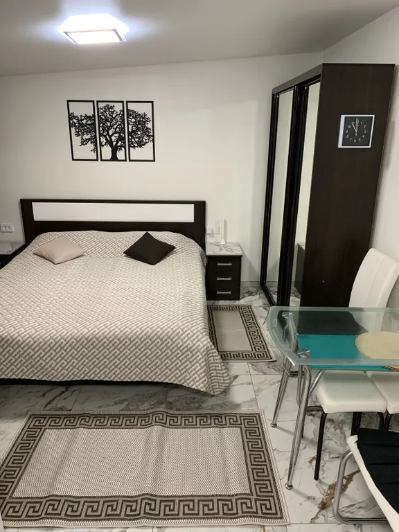 Квартира Студия с верандой на Набережной — аренда посуточно в Ялта