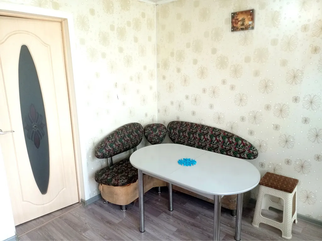 Уютная квартира с большой светлой лоджией.