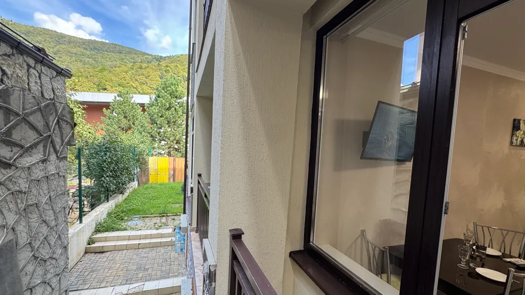 Студия с балконом у Казино и Ред Арены 04