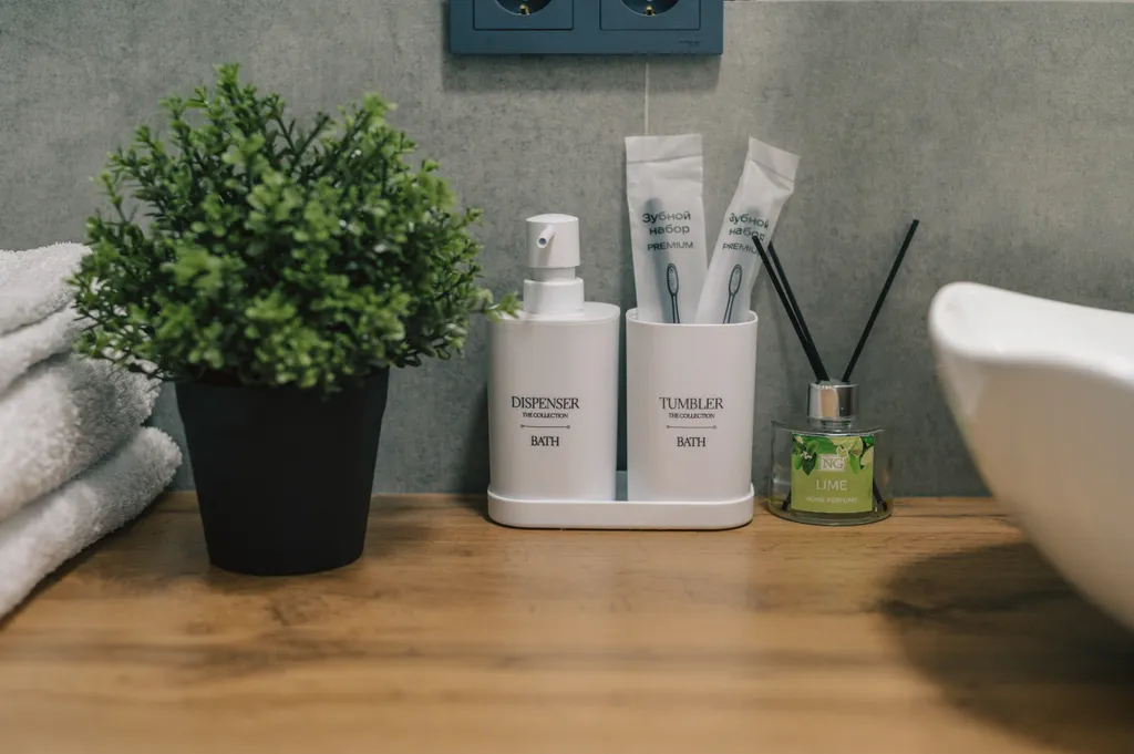 Новая квартира у Залива, рядом речной порт, Волга