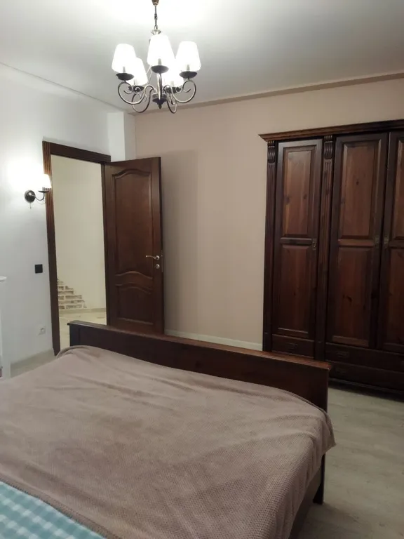 Квартира с бассейном и террасой