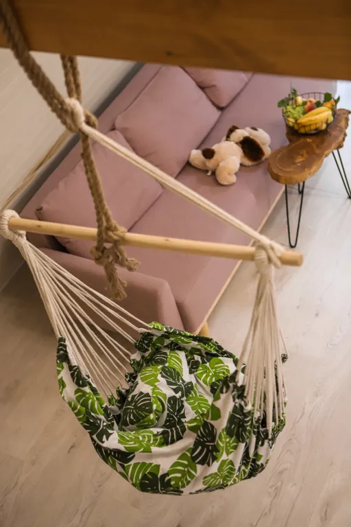 Нескучный треугольный дом Mökki с купелью