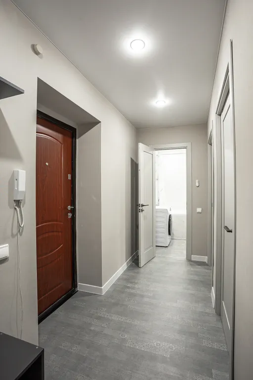 Новая квартира с мебелью и техникой