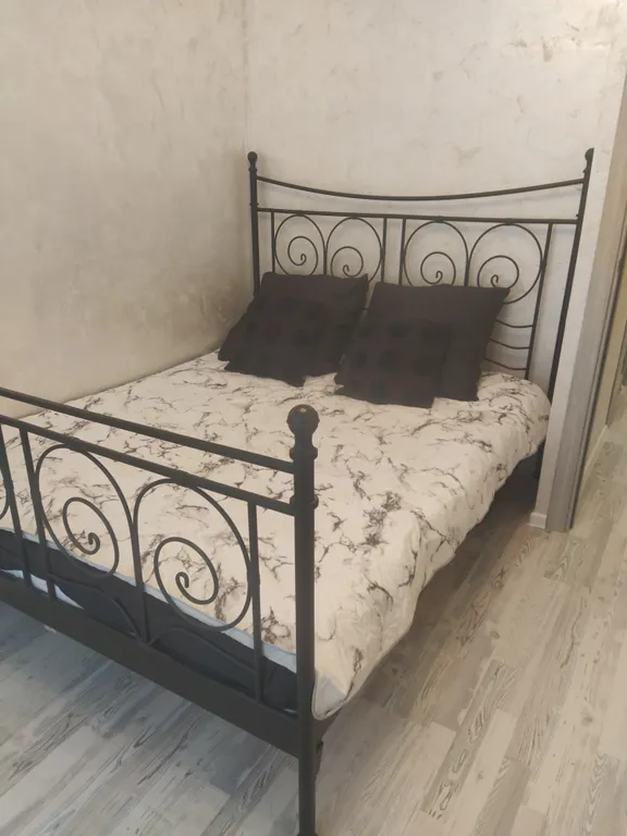 Уютная квартира в хорошем районе — аренда посуточно в Борисовичи