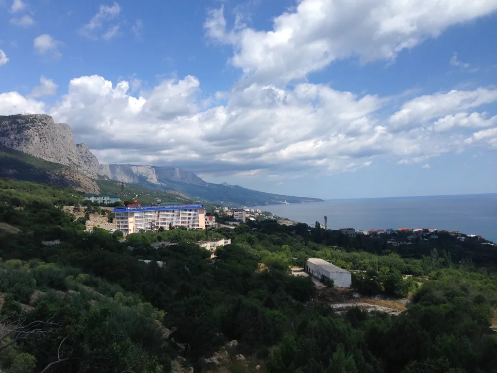 Квартира над морем