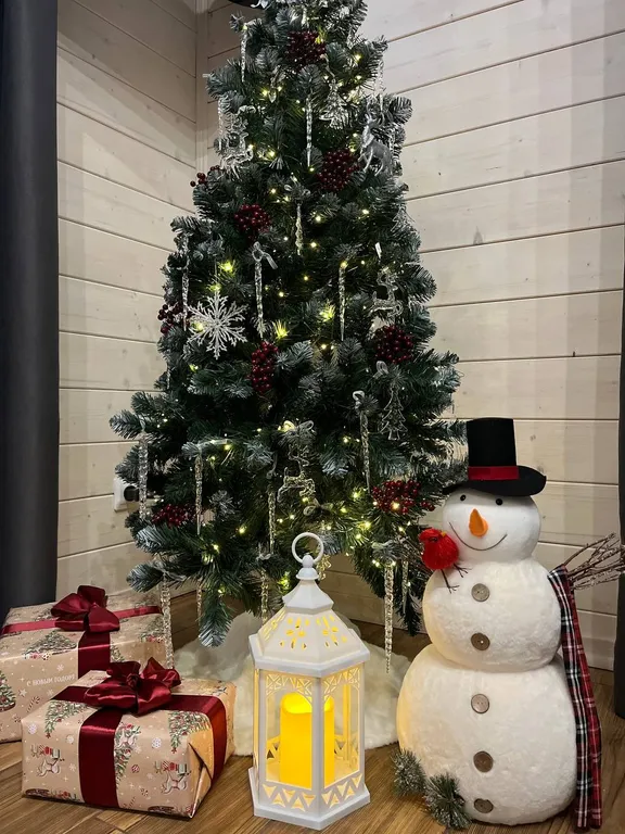 Семейный дом с чаном у леса, у нас есть баня.