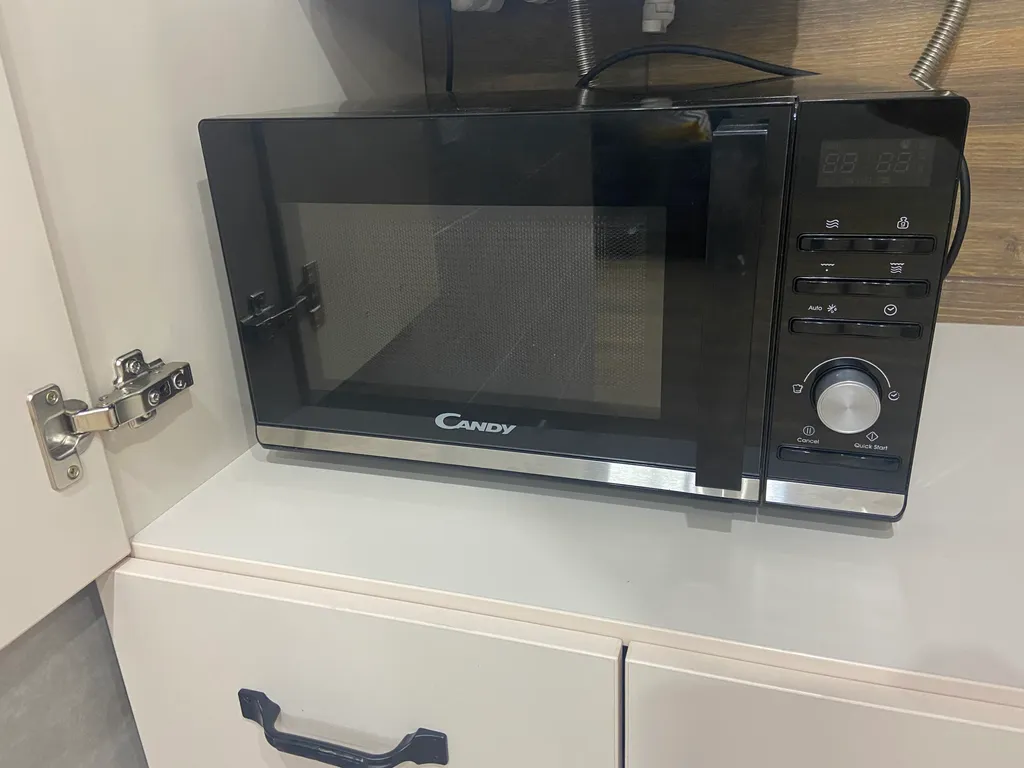 Дом с подогреваемым бассейном и баней в адыгее