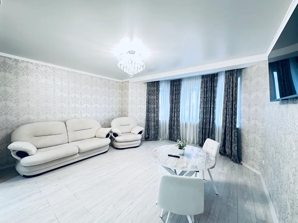 Красивая квартира с хорошим ремонтом и всеми удобствами