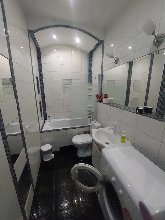 Отличная двушка напротив Н2О