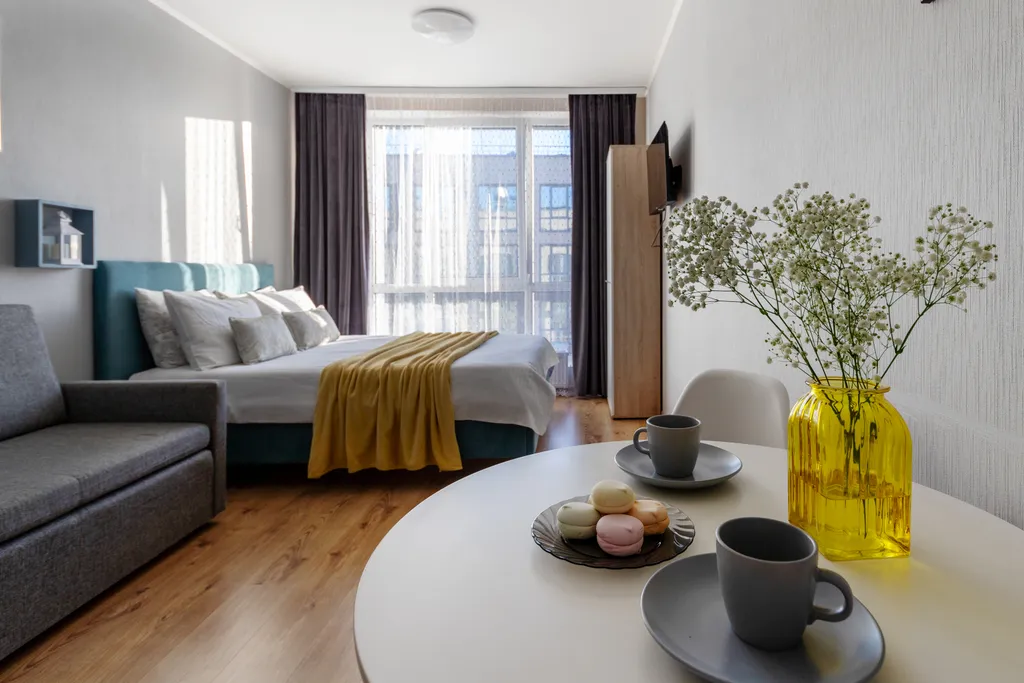 Квартира-пушка, с панорамными окнами в новом доме start 2