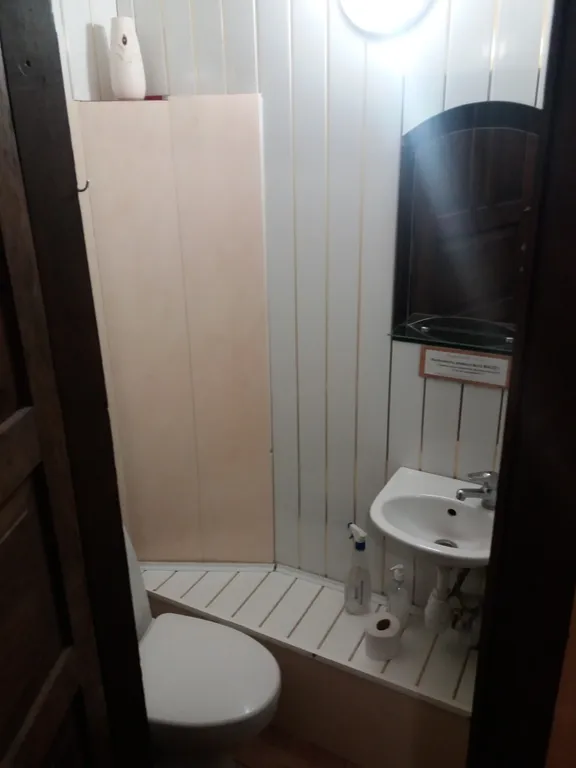 Уютный двухкомнатный апартамент на 2 этаже