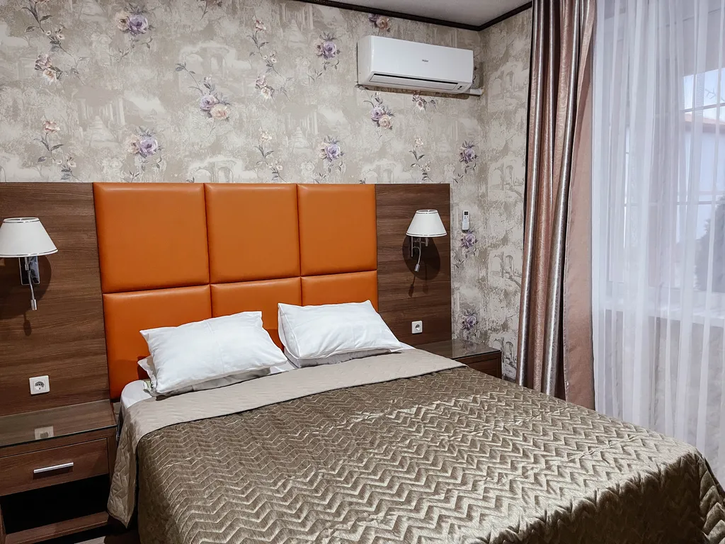 Современный коттедж Кедровая