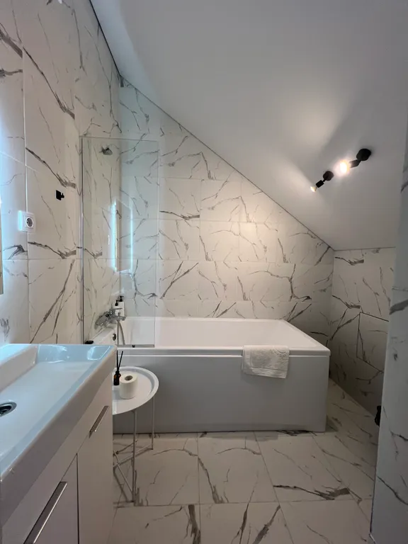 Коттедж Современный классный дом с сауной — Прилесный