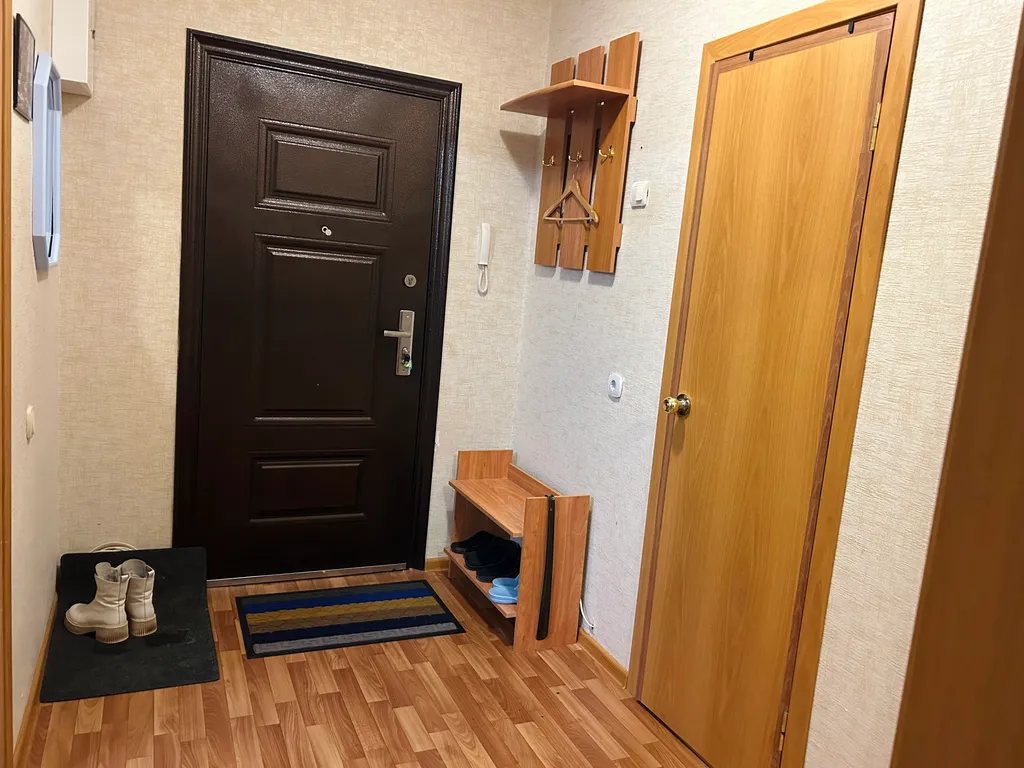 Чистая уютная квартира с видом на Знаменскую рощу