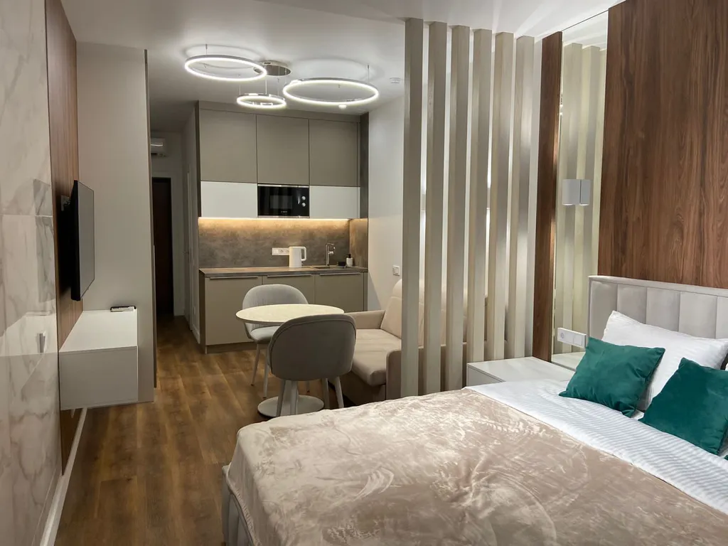 Квартира Апартамент в центре Сочи с большим бассейном у моря — аренда посуточно в Сочи