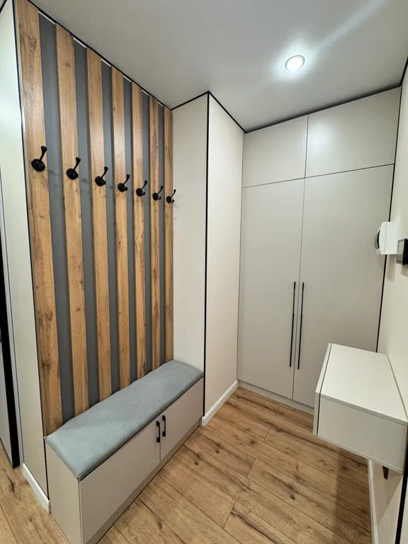 Новая квартира в центре города с видом на горы