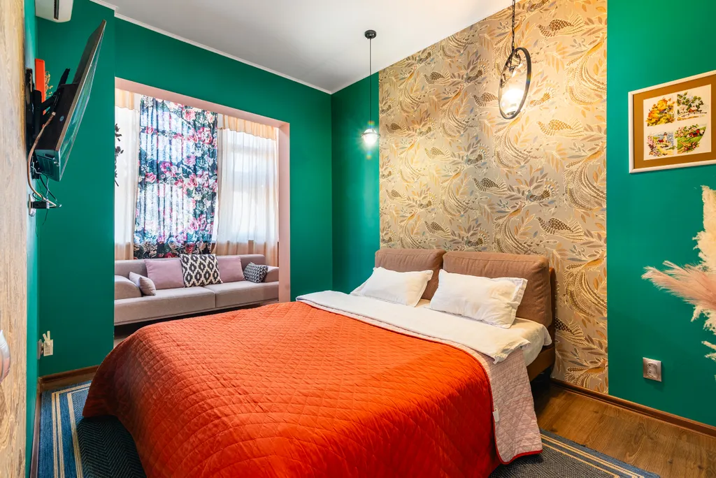 Атмосферная, яркая квартира в районе ТРЦ Мега