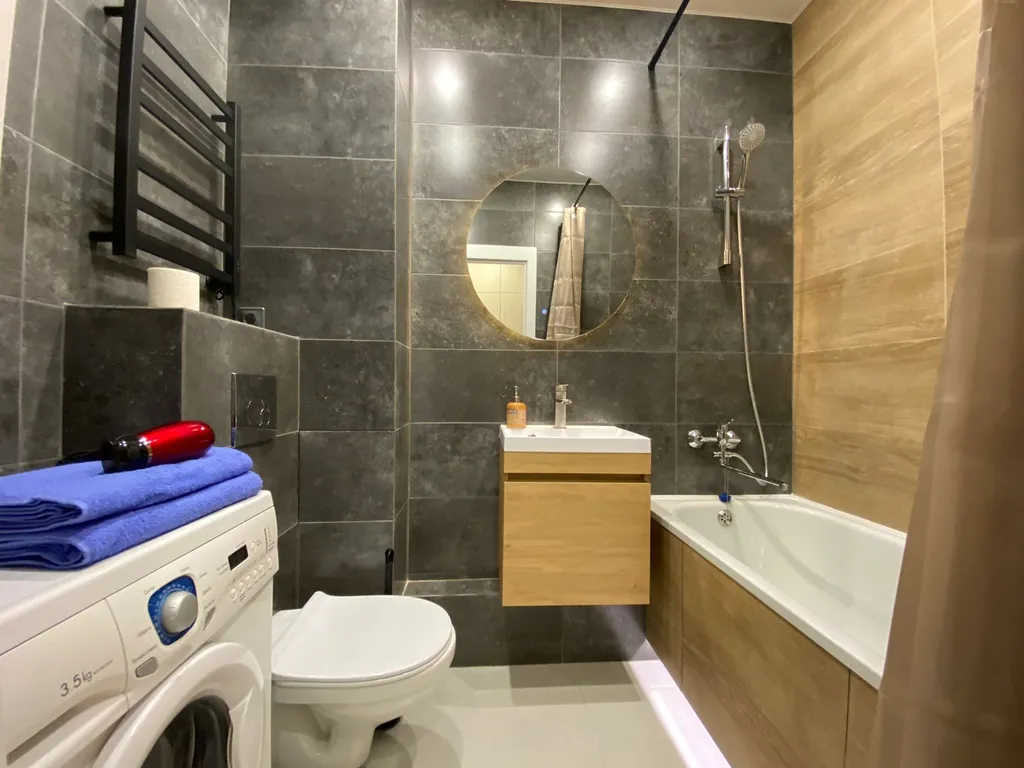 Квартира с новым ремонтом в центре города