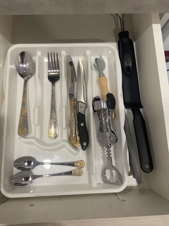 Студия с парящей кроватью