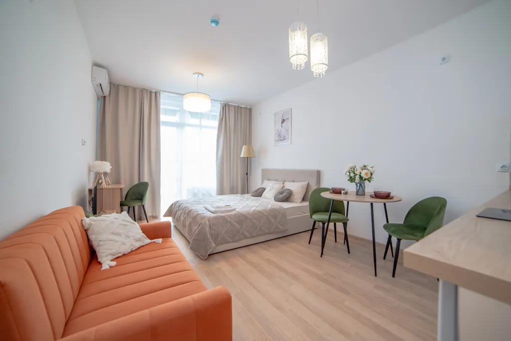 Студия с лоджией для 4-х гостей