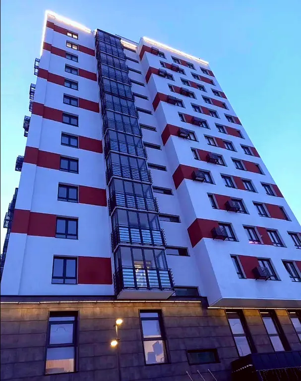 Двухкомнатная квартира на рассвете