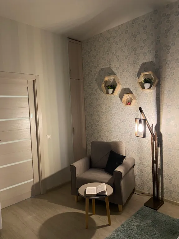 Окно в Париж