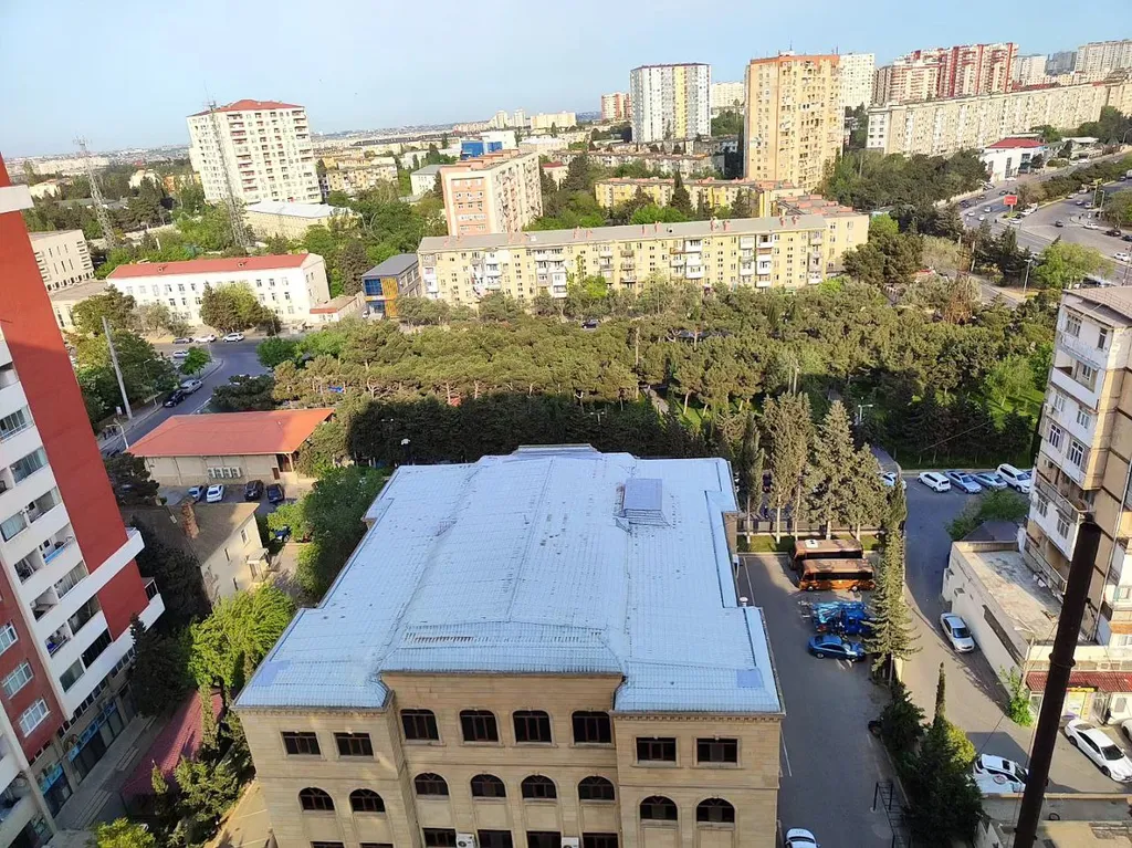 Квартира возле метро Кара Караева