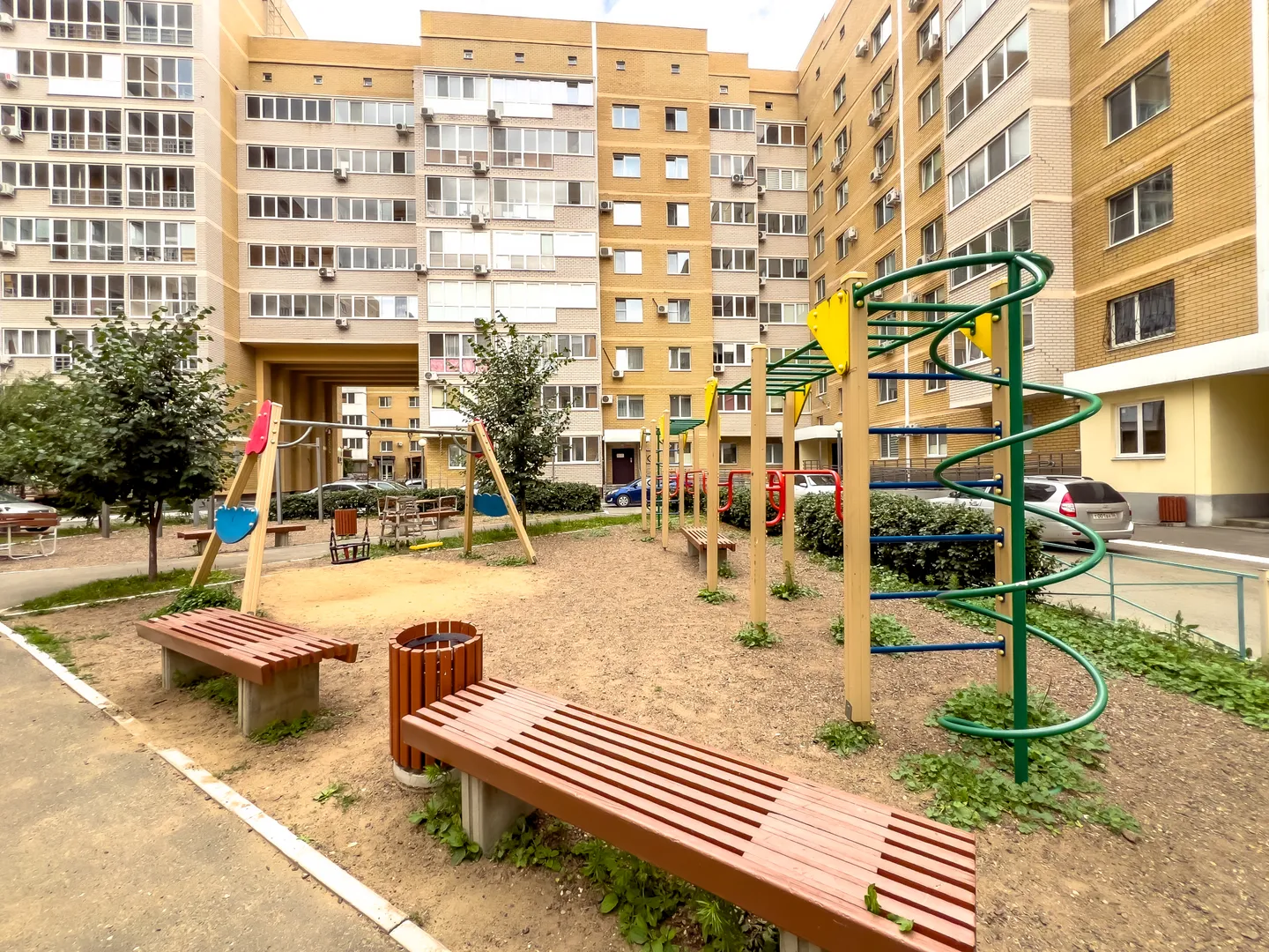 Фото