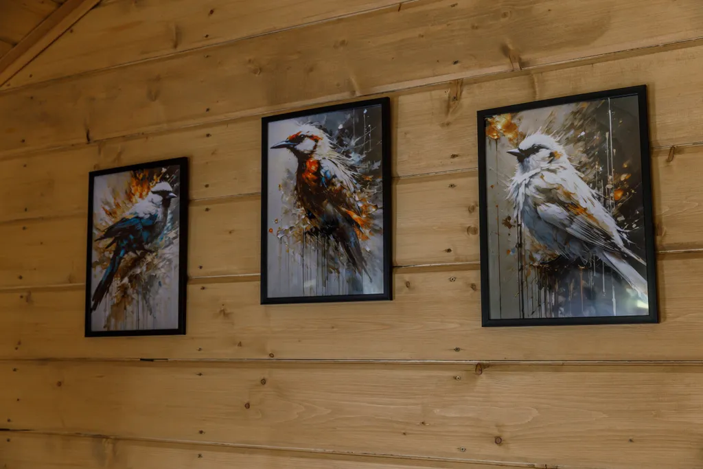 Коттедж для двоих в лесу у пруда