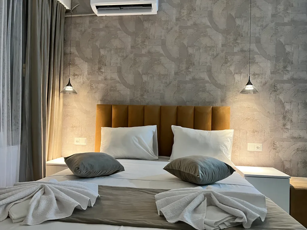 Stylish apt city center saryan next to restaurants and cafes