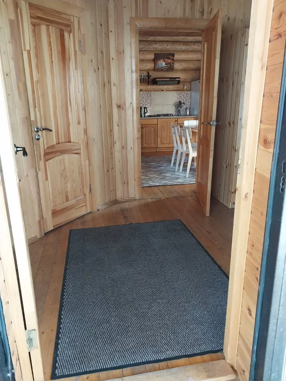 Комфортабельный 2-х этажный коттедж на 1 линии о. Селигер