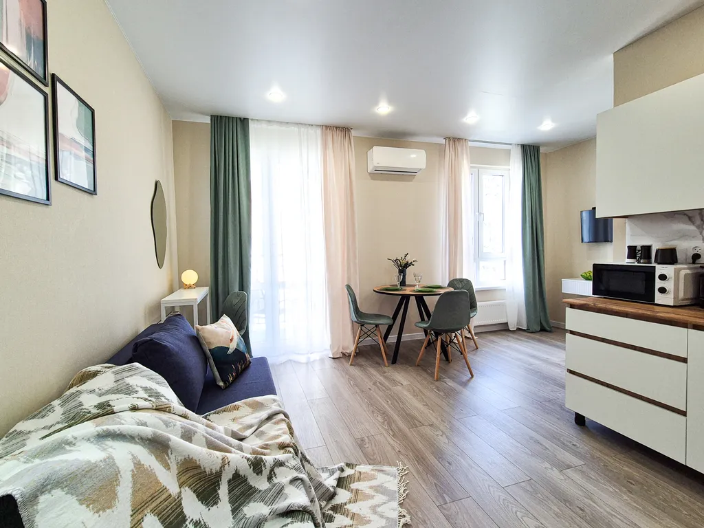 Просторная студия в Летнем