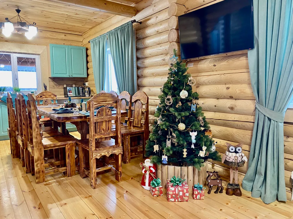 Бревенчатый 2-х этажный коттедж — аренда посуточно в Ульяновск