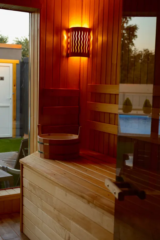 Коттедж Просторный комфортабельный коттедж — Медведовская