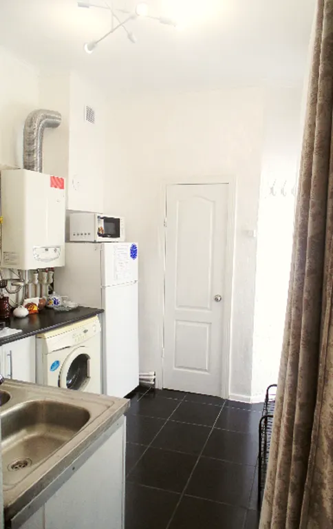 Квартирой в 4 минутах пешком от набережной терешковой