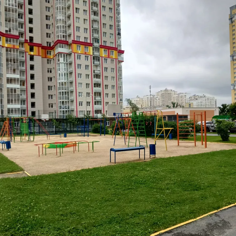 Квартира Хорошая квартира у метро — Екатеринбург