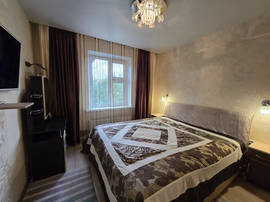 Двухкомнатная квартира в центре — аренда посуточно в Ноябрьск