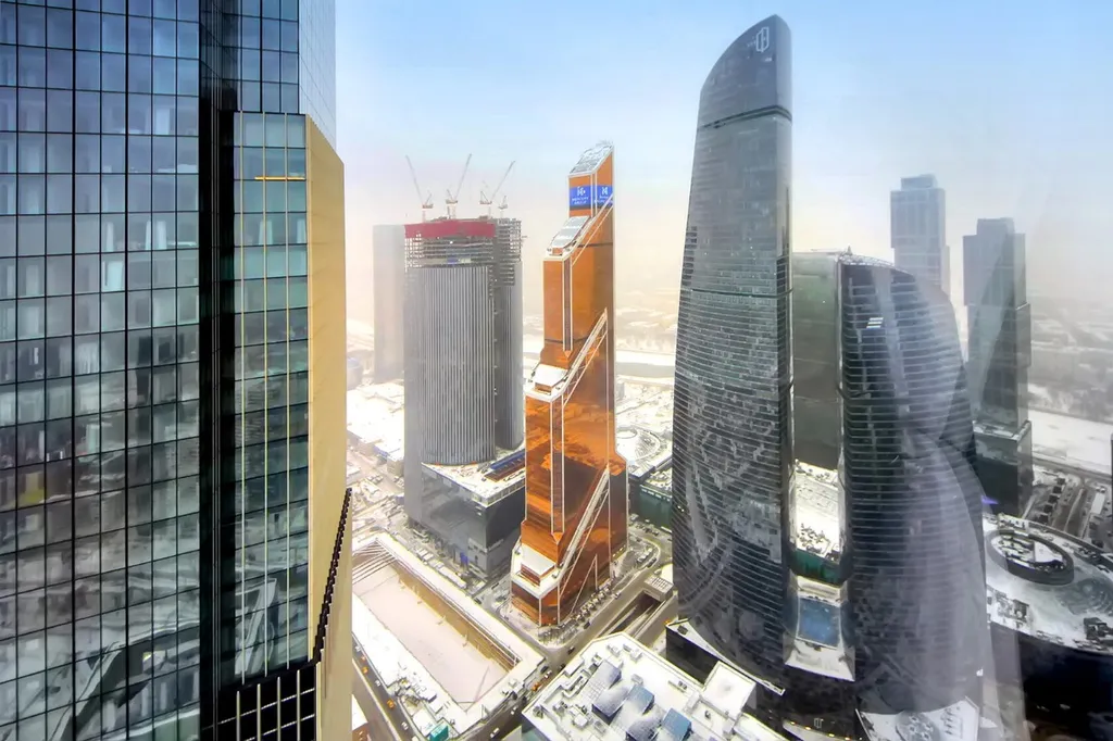 Апартаменты-студия на 62м этаже в Башне "Нева с видом на башни "Сити".