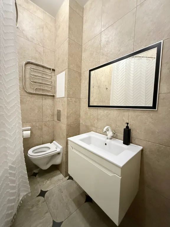 Однокомнатная квартира с джакузи в центре города