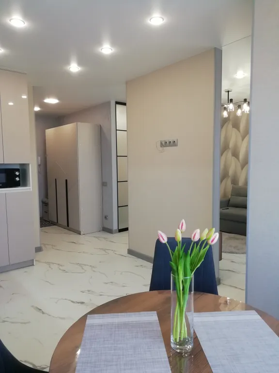 Уютная, новая квартира в центре города — аренда посуточно в Уссурийск