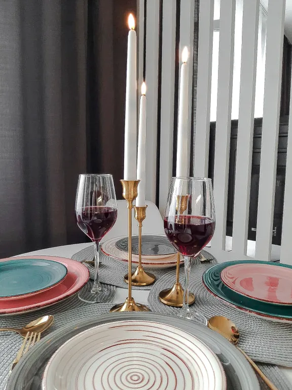 Уютная евродвушка в центре — до 4 гостей, Wi‑Fi, закрытая парковка.