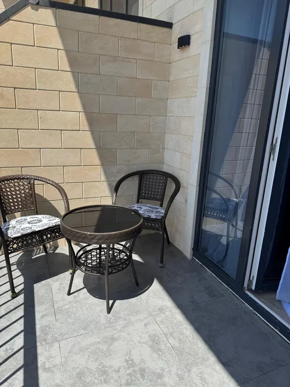 Апартаменты на берегу Каспийского моря с видом на горы