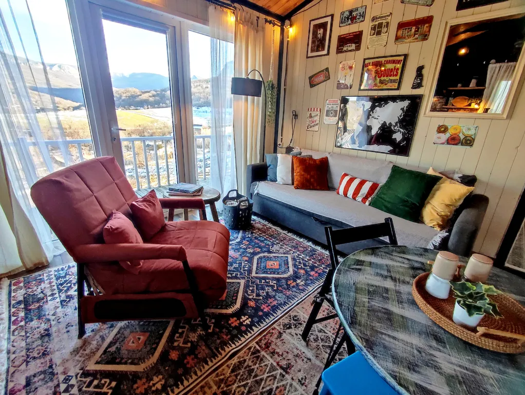 Коттедж Дом с панорамным видом на горы — Соколиное