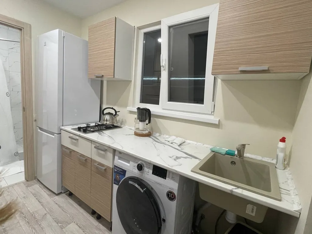 Квартира Апартаменты в центре — Адлер