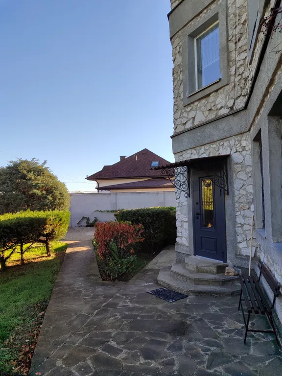 Вилла у Озера