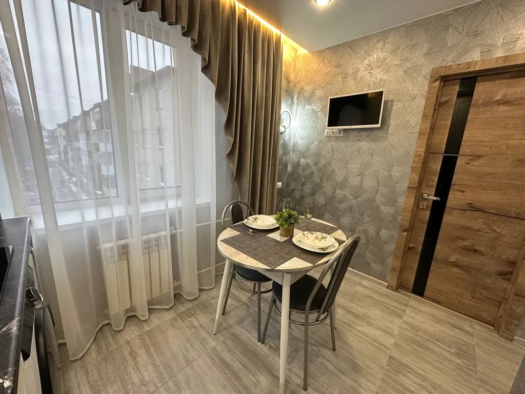 Квартира Уютная двушка — Волхов