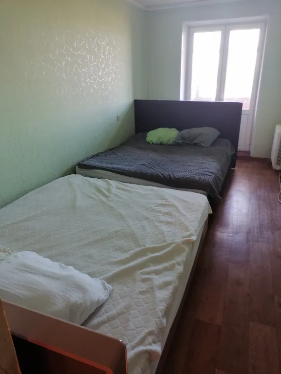 2-комнатная квартира с 3мя 2х спальными и диваном