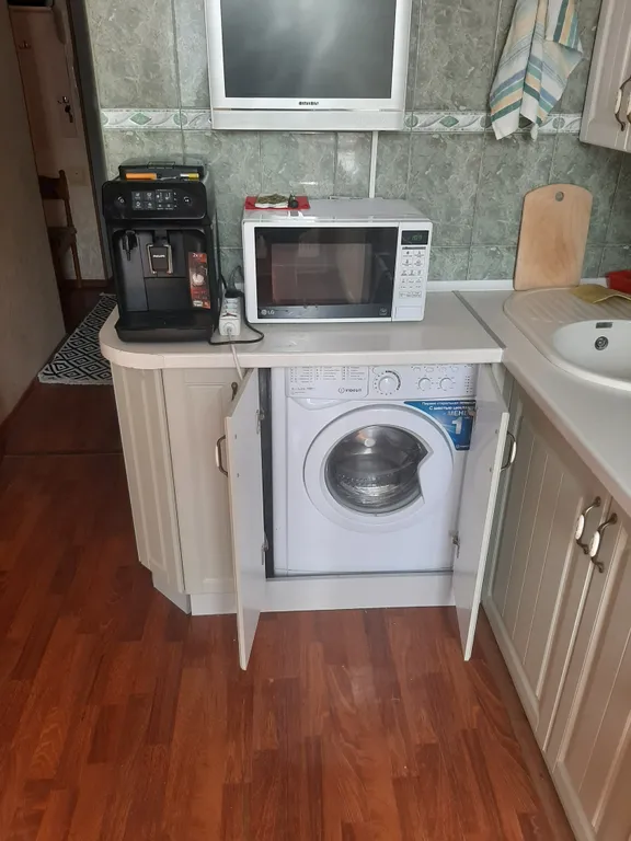 Уютная отдельная комната с балконом в районе автовокзала города Алушты